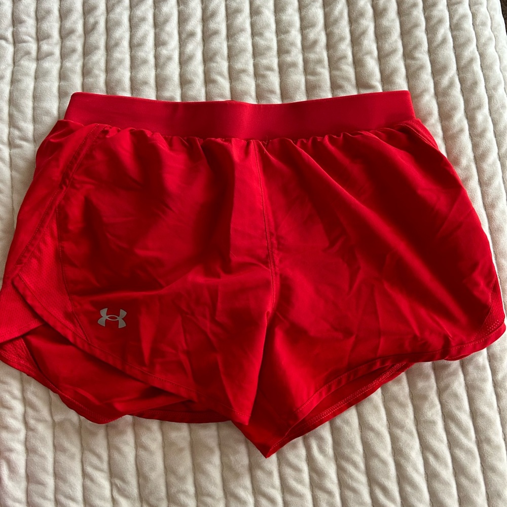 Underarmor shorts size Small pink/red